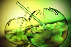 Πίνουμε καθημερινά καρκίνο: Τι δεν πρέπει να ξαναβάλετε στο στόμα σας