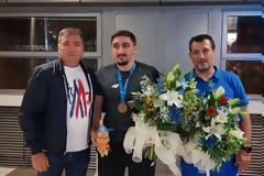 Επέστρεψε ο χάλκινος Μεσογειονίκης Δημήτρης Τσεκερίδης