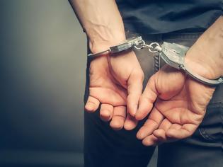 Φωτογραφία για Συνελήφθη 21χρονος που «ρήμαξε» ενοικιαζόμενα δωμάτια στη Χαλκιδική