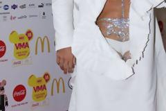 Νατάσσα Καλογρίδη: Ημίγυμνη στα Mad Awards... Αφωνοι όλοι!