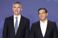 Τσίπρας σε Στόλτενμπεργκ: Το ΝΑΤΟ πρέπει να κάνει περισσότερα για τους Έλληνες στρατιωτικούς