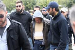 Ιερέας του Β' Νεκροταφείου καταγγέλλει ότι τον ξυλοκόπησαν συγγενείς της εφοριακού, Δώρας Ζέμπερη