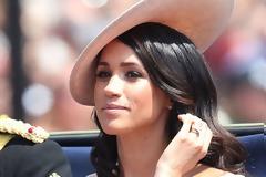 Γιατί η Meghan Μarkle φοράει συνέχεια ένα συγκεκριμένο χρώμα και τι σημαίνει η επιλογή αυτή;