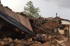 Καταστροφές σε 400 σπίτια και καταστήματα λόγω κακοκαιρίας