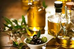 Ελαιόλαδο: Ο «υγρός χρυσός» που βοηθάει στη μακροζωία