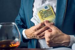 Στη δημοσιότητα ονόματα των μεγαλοοφειλετών του Δημοσίου