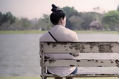 10 τρόποι για να καταπολεμήσετε την κατάθλιψη