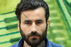 Επιστρέφει στην TV ο Γιώργος Μαυρίδης με Beat Buzzer