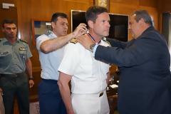 Τιμητική διάκριση στον απερχόμενο Ακόλουθο Άμυνας των ΗΠΑ στην Ελλάδα