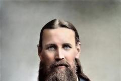 Αρκεί να κρούει κανείς και η πόρτα θα του ανοιχθεί!