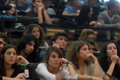 Αποκάλυψη: Αυτά είναι τα 5 τμήματα με τη γρηγορότερη αποκατάσταση στην Ελλάδα, σήμερα! Ψαχτείτε..