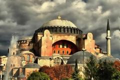 Παγκόσμιο σοκ! Ανατριχιαστικό θαύμα στην Αγιά Σοφία - Δε φαντάζεστε τι εμφανίστηκε από το πουθενά...