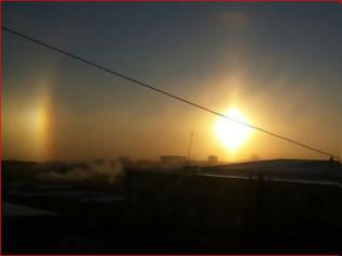 Φωτογραφία για Απίστευτο θέαμα: Εμφανίστηκαν τρεις ήλιοι στον ουρανό! Που και πότε συνέβη αυτό; [photos]