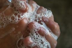 Πιθανότατα πλένεις τα χέρια σου τελείως λάθος