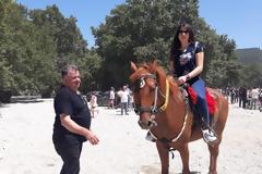 Πραγματοποιήθηκε το 10ο Αντάμωμα Καβαλάρηδων και Φίλων αλόγου, στη μαγευτική Νήσσα Μεδεώνος -(ΠΟΛΛΕΣ ΦΩΤΟ: Στέλλα Λιάπη)