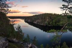 Η πιο ευτυχισμένη χώρα στον κόσμο και η θέση της Ελλάδας - Πώς και γιατί ένας λαός σκαρφαλώνει στην κορυφή της λίστας