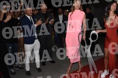 Μύκονος: Έμιλι Ρατακόφσκι και Τζίτζι Χαντίντ κλέβουν την παράσταση στο Nammos