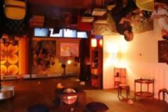 Το μπαρ που φέρνει… τα πάνω κάτω [photos]