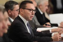 Θετική για τις προοπτικές της οικονομίας η Τράπεζα της Ελλάδος - Τι αναφέρει για το χρέος