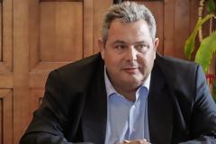 Καμμένος: Δεν πήγε στο υπουργικό συμβούλιο γιατί... τηλεφωνούσε!