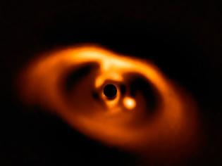 Φωτογραφία για Η φωτογραφία ενός νεογέννητου εξωπλανήτη