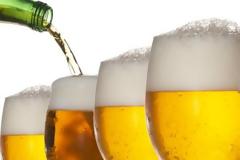 Ρωσία: Κατά 8-20% αυξήθηκε η κατανάλωση μπύρας από την έναρξη του Μουντιαλ