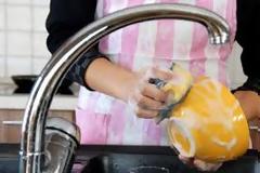 Μετά από αυτό το άρθρο θα τσακώνεστε για το ποιος θα πρωτοπλύνει τα πιάτα