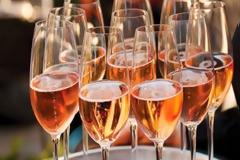 Είναι τα ροζέ κρασιά κατάλληλα για συνδυασμό με πικάντικα πιάτα;