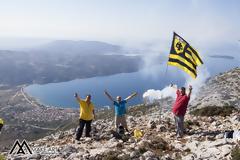 ΑΣΤΑΚΟΣ: Ξαναστήθηκε η σημαία της ΑΕΚ στο όρος Βελούτσα - Φωτογραφικό Οδοιπορικό (ΦΩΤΟ: Make art)