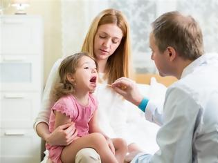 Φωτογραφία για Τι να κάνω όταν το μωρό μου κλαίει στο εμβόλιο;