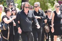 Το «τελευταίο χειροκρότημα» στην Τζέσυ Παπουτσή