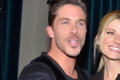 Στη Λευκάδα η Ευαγγελία Αραβανή και ο Νίκος Οικονομόπουλος για το μνημόσυνο του πατέρα της