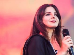 Φωτογραφία για Η Lana Del Rey παρουσιάζει το τραγούδι της για τον Elvis