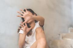 Πρέβεζα: Αλλοδαπός αποπειράθηκε να βιάσει 17χρονη μέσα στο σπίτι της..