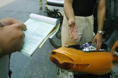 1455 κλήσεις σε αναβάτες χωρίς κράνος την περασμένη βδομάδα