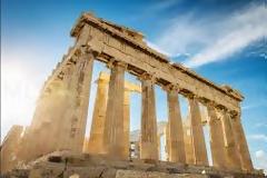 Αλήθεια, έχετε αναρωτηθεί γιατί δεν πετάνε ποτέ πουλιά πάνω από την Ακρόπολη;