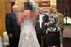 Τέτοια νύφη σίγουρα δεν έχετε ξαναδεί στη ζωή σας - Τυχερός ή άτυχος ο γαμπρός; [photos]