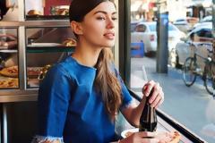 Αναψυκτικά διαίτης: 4 tips για σένα που προσπαθείς να τα κόψεις