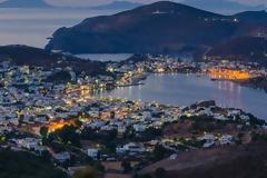 Σκάλα, το γραφικό τουριστικό κέντρο της Πάτμου