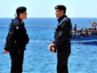 Φωτογραφία για Frontex για πλατφόρμες αποβίβασης: «Το τέλος της αφέλειας» των Ευρωπαίων