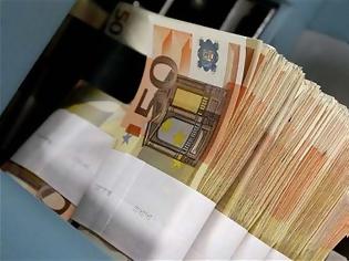 Φωτογραφία για Απίστευτο: 85χρονη έσκισε σε κομματάκια 1 εκατ. ευρώ για να μην τα πάρουν οι κληρονόμοι της!