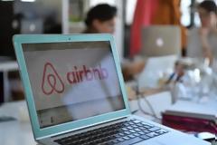 Σαφάρι από την εφορία στην πλατφόρμα του Airbnb – Πως οι «πελάτες» «καίνε» τους ιδιοκτήτες ακινήτων