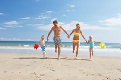 Τι πρέπει να κάνετε πριν να μπείτε στη θάλασσα;