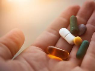 Φωτογραφία για Κατάθλιψη: Ποια συνηθισμένα φάρμακα αυξάνουν τον κίνδυνο