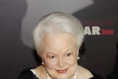 Η μοναδική εν ζωή πρωταγωνίστρια του «Όσα Παίρνει ο Άνεμος» έγινε 102 ετών!