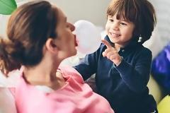 Μεγαλώνοντας τους άντρες του μέλλοντος: 3 συμβουλές για μαμάδες με αγόρια