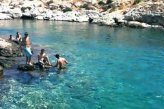 Οι 20 παραλίες της Αττικής για δροσιά χωρίς... είσοδο