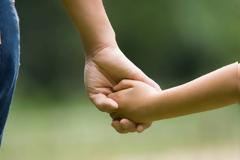 Επίδομα παιδιού: Περισσότερες από 630.000 οι αιτήσεις