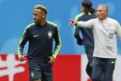 Κι όμως ο Τίτε έχει κράξει τον Νεϊμάρ για τις βουτιές