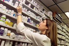 Στα 651,3 εκατ. οι εκκρεμείς οφειλές του Δημοσίου προς τις φαρμακευτικές